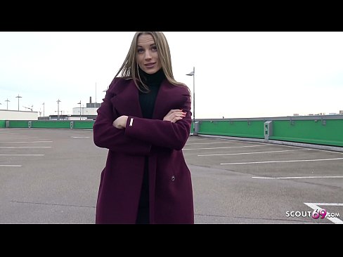 ❤️ CERCETAȘUL GERMAN ESTE UN VIS ATINGÂNDU-L PE STEELE, TELL-UL DIN PARCARE ȘI SEXY PENTRU BANI ❤❌  at porn ro.pornpictureshq.ru ❌️